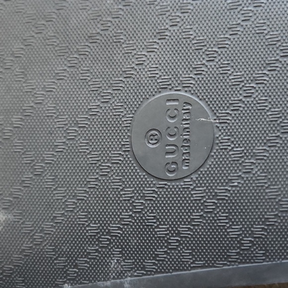 Gently Used Mens Gucci Slides - Picture 10 of 10